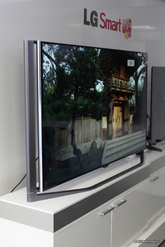 Обзор LG 65UB980V: телевизор Ultra HD с отличным звуком