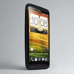 HTC     One X+