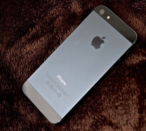 Apple готовит новый iPhone на iOS 7. Подробности