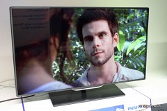 Обзор Philips PFL8007: смарт-телевизор с Ambilight Spectra XL