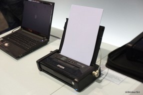 Epson на IFA 2014: не только проекторы, но и носимые гаджеты