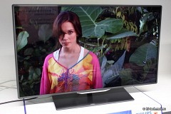 Обзор Philips PFL8007: смарт-телевизор с Ambilight Spectra XL