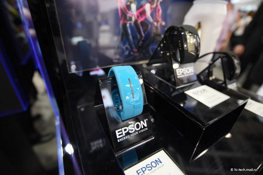 Epson на IFA 2014: не только проекторы, но и носимые гаджеты