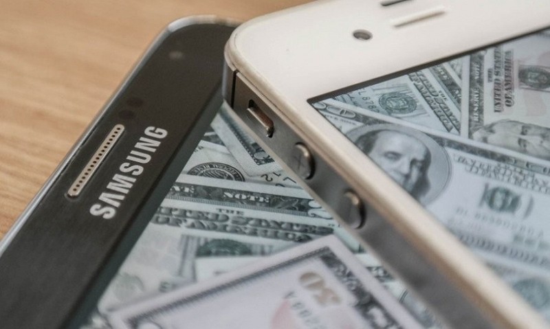 Apple хочет запретить продажи смартфонов Samsung в США