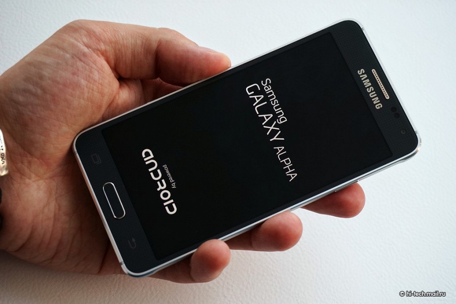 Samsung GALAXY Alpha: мощный, тонкий и металлический