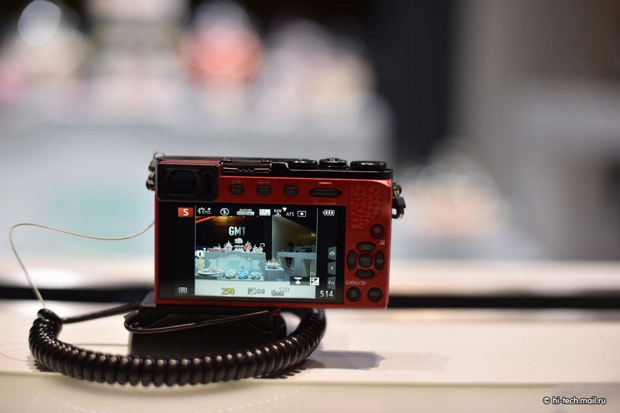 Panasonic на Photokina 2014: компакт LX100, беззеркалка GM5 и смартфон СM1