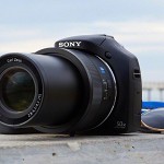 Компактная камера Sony с 50-кратным зумом скоро появится в России