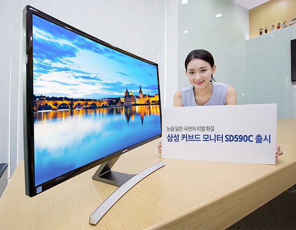 27-дюймовый изогнутый монитор от Samsung готов к продаже