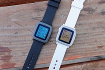 Смарт-часы Pebble с цветным экраном представлены официально