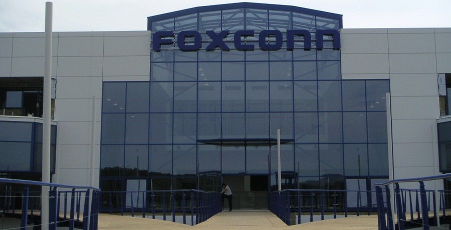 Foxconn построит завод в угоду Apple