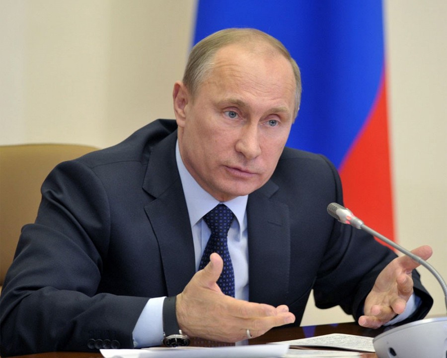 Владимир Путин приказал «очищать российский интернет»