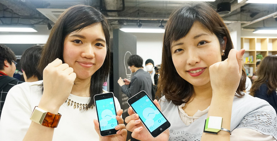 Японки предпочитают носимую электронику «от кутюр»