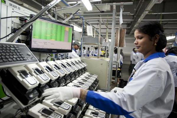 Nokia закрывает крупнейший завод сотовых телефонов