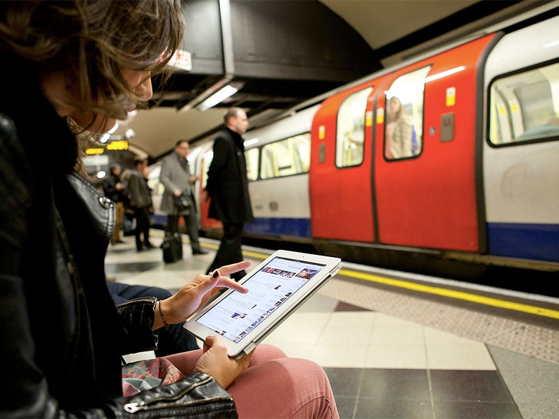 Wi-Fi в московском метро стал легален для всех