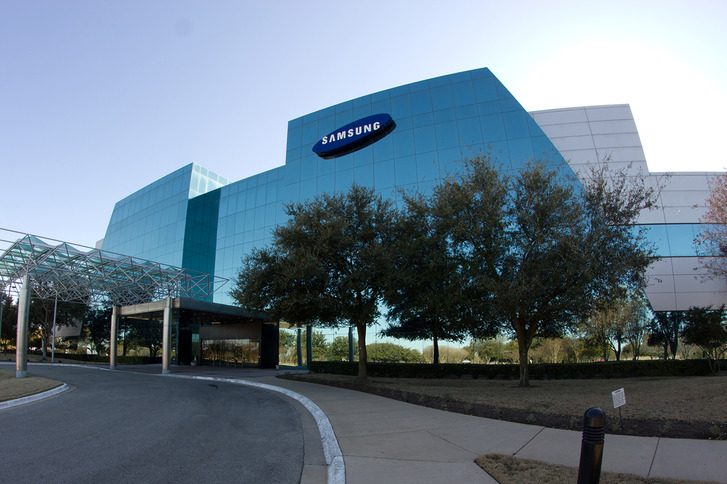 Samsung официально представила самый маленький массовый процессор в мире