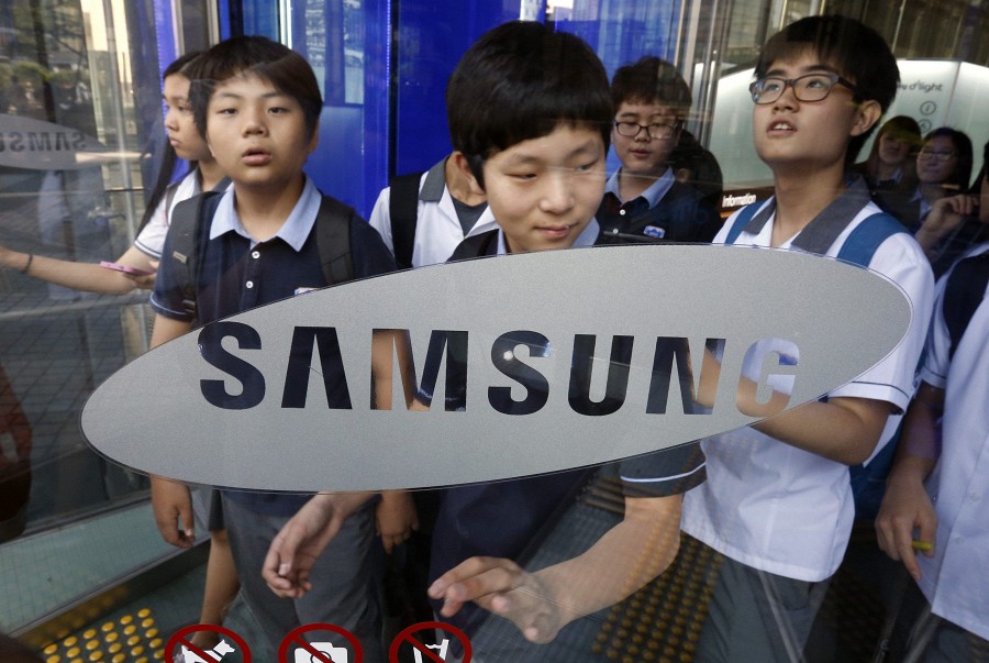 Недовольные пользователи подали в суд на Samsung
