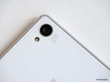 Sony Xperia Z4 показался на «живых» фото