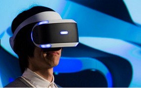 Sony улучшила свой шлем виртуальной реальности