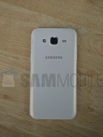 «Живые» фото нового смартфона Samsung