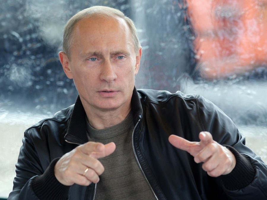 Владимир Путин защитил россиян от SMS-спама и «утечек» личной информации