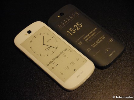 Эксклюзивная версия YotaPhone 2 представлена в России