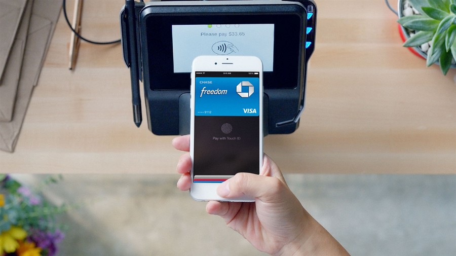 Сбербанк готов работать с Apple Pay и Android Pay в России