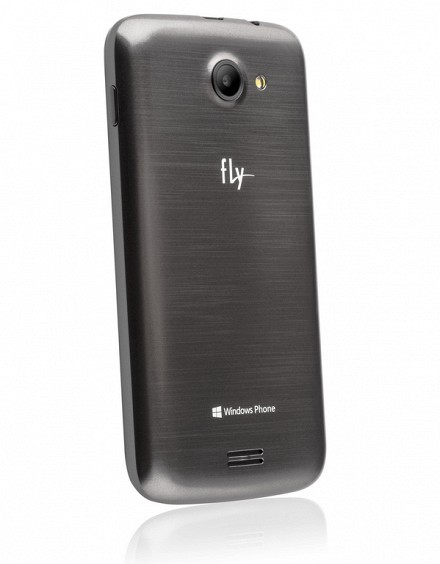 Fly ERA Windows — самый дешевый смартфон на Windows Phone