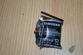 Взрыв Samsung GALAXY Ace 2 чуть не стал причиной пожара
