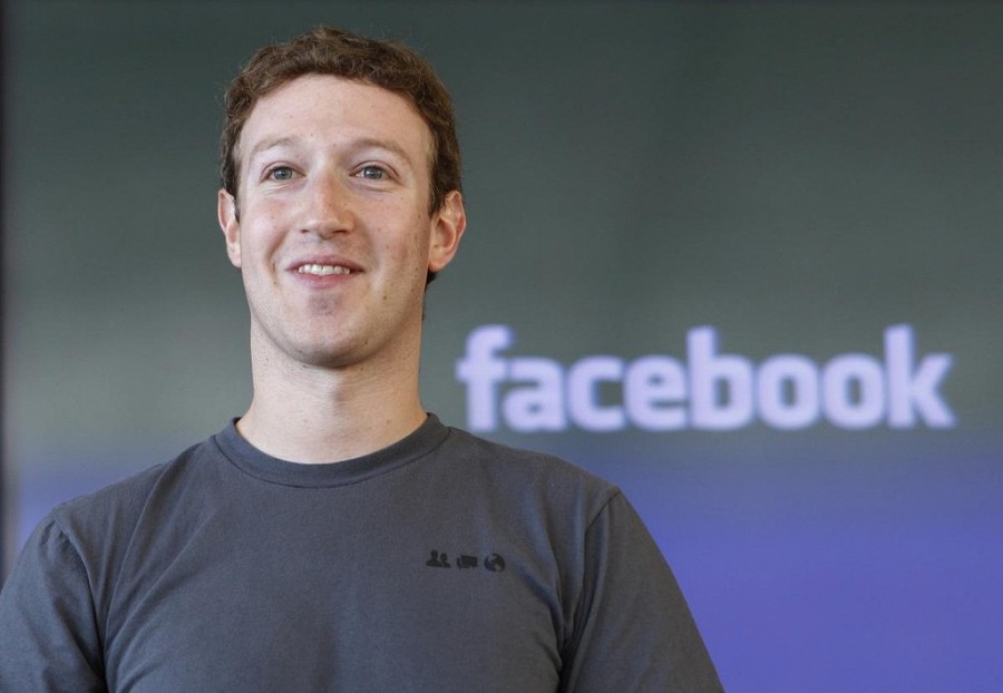 Глава Facebook предлaгает сделать интернет бесплатным
