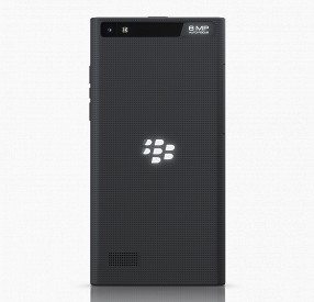 BlackBerry на MWC 2015: прототип смартфона с изогнутым с двух сторон дисплеем