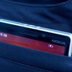 Microsoft предлагает заряжать смартфоны прямо в штанах