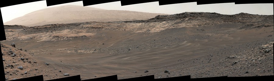 Фото дня: первый панорамный снимок Марса