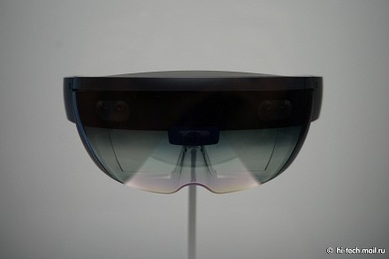 Компьютер на голове: первые впечатления от Microsoft HoloLens