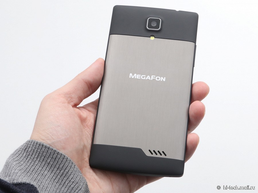 Обзор смартфона MegaFon Login+: первый доступный фаблет оператора