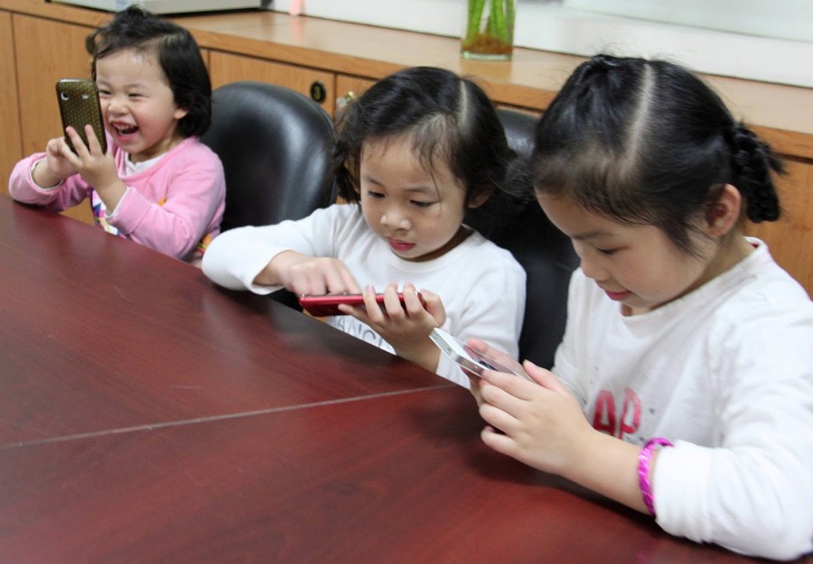 Тайваньским детям запрещено законом использование электроники более 30 минут
