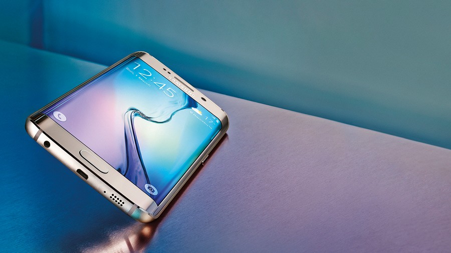 Samsung развернет «ковер» ради GALAXY S6 в Москве