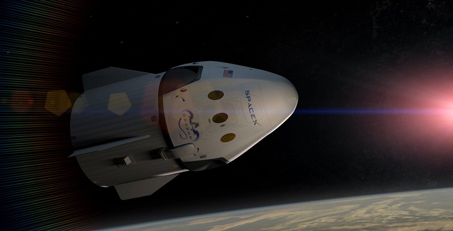 Видео: Космический корабль SpaceX успешно стартовал и приводнился