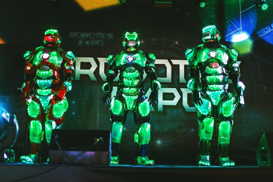 Итоги Robotics Expo 2014 — крупнейшей выставки робототехники в России