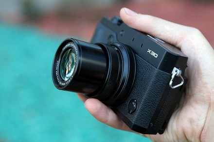 Обзор Fujifilm X30: мощный компакт с Wi-Fi