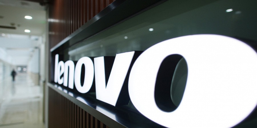 Lenovo впервые продает больше смартфонов, чем ПК