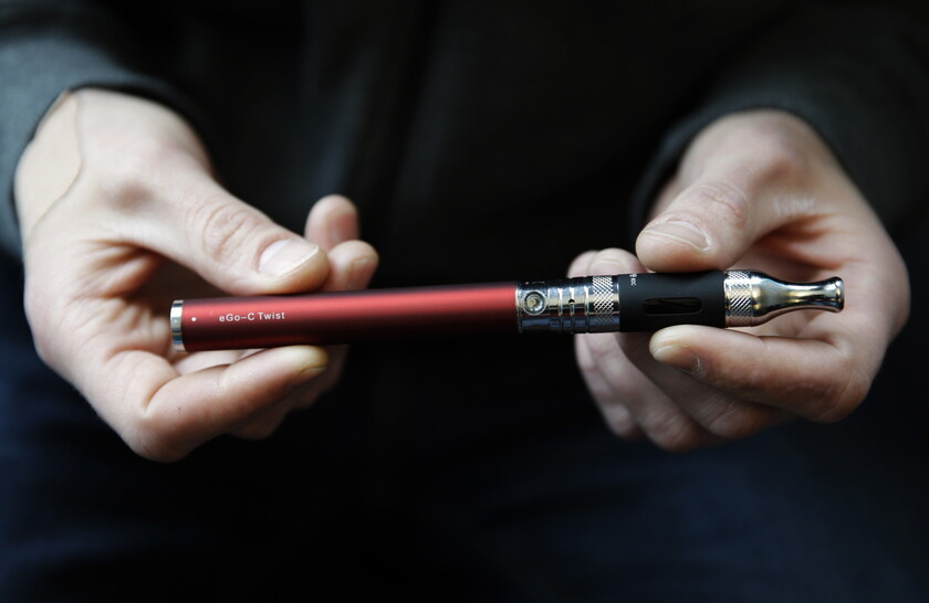 Ученые доказали опасность электронных сигарет 1202546